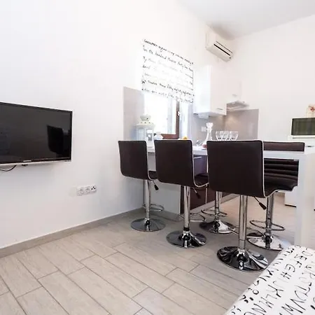 Апартаменты Apartment Pakostane *
