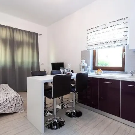 Apartment Pakostane * باكوشتاني